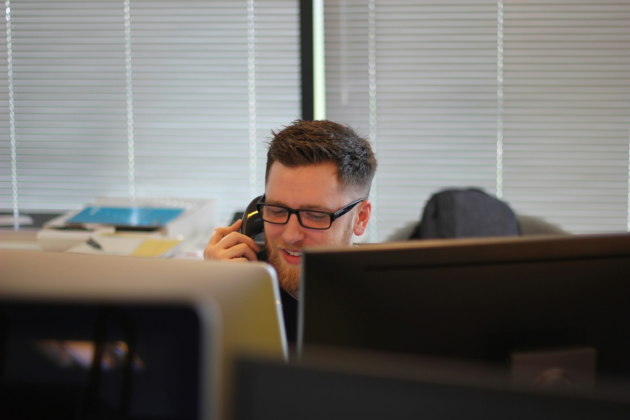 IT support receiving a call